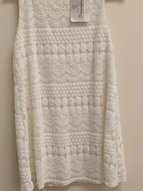 Monday Dress by Color Me Red -Ivory Lace Sleeveless Shift Dress – Size S, NWT
